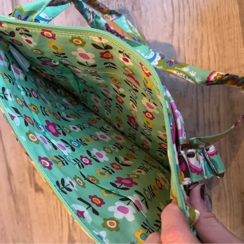 Vera Bradley Tutti Frutti Laptop / Pad Hipster  Crossbody Shoulder bag